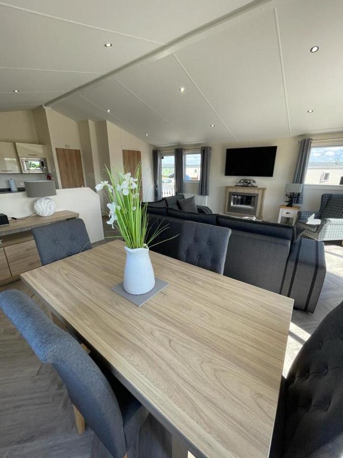 La07 Oceanview Campsite Morecambe